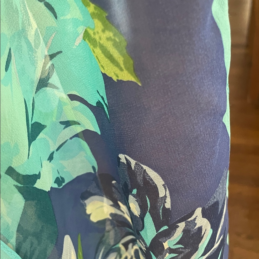 Harold's Vibrant Floral Scarf - Picture 6 of 7